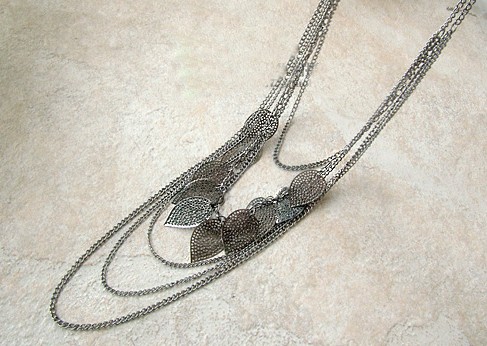 Fashion necklace